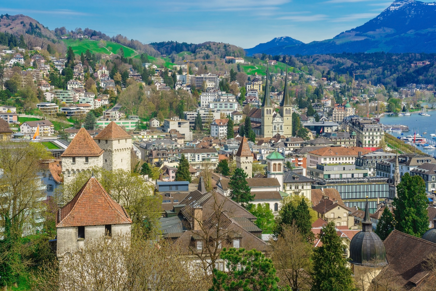 old town of Lucerne from city wall.jpg